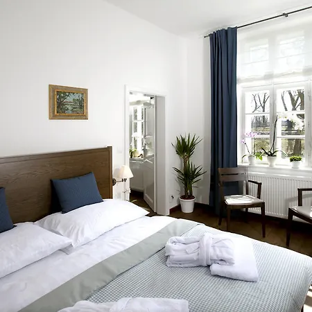 Hotel šupina *